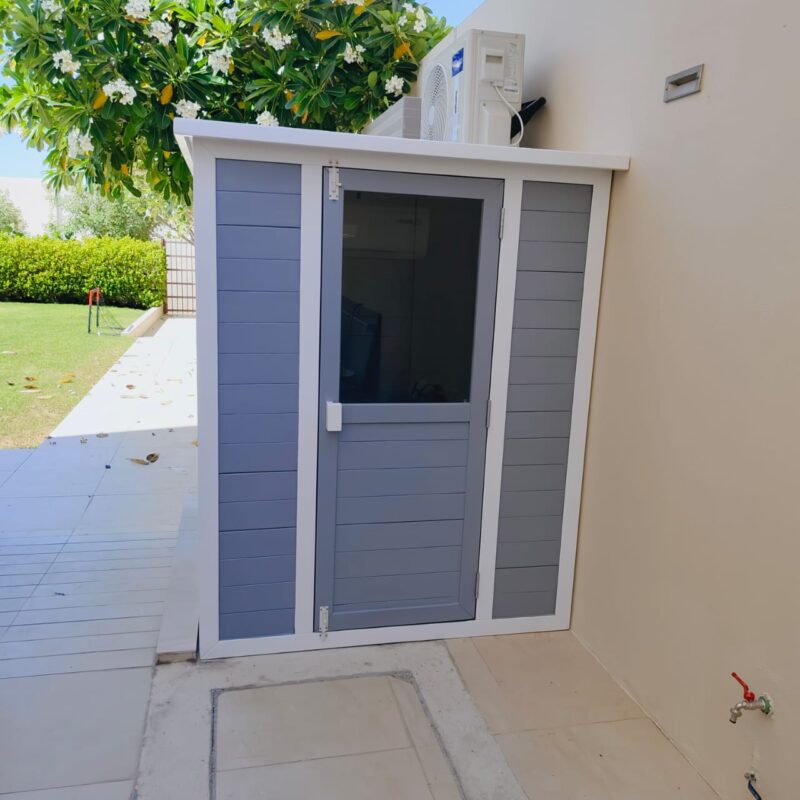 Outdoor Wooden Dog House with Split AC