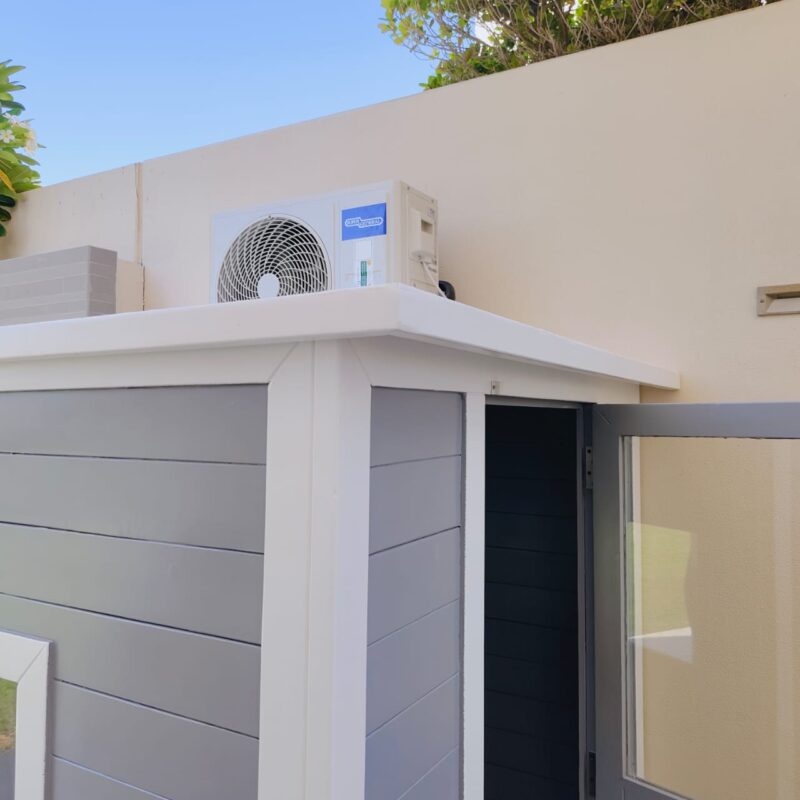 Outdoor Wooden Dog House with Split AC