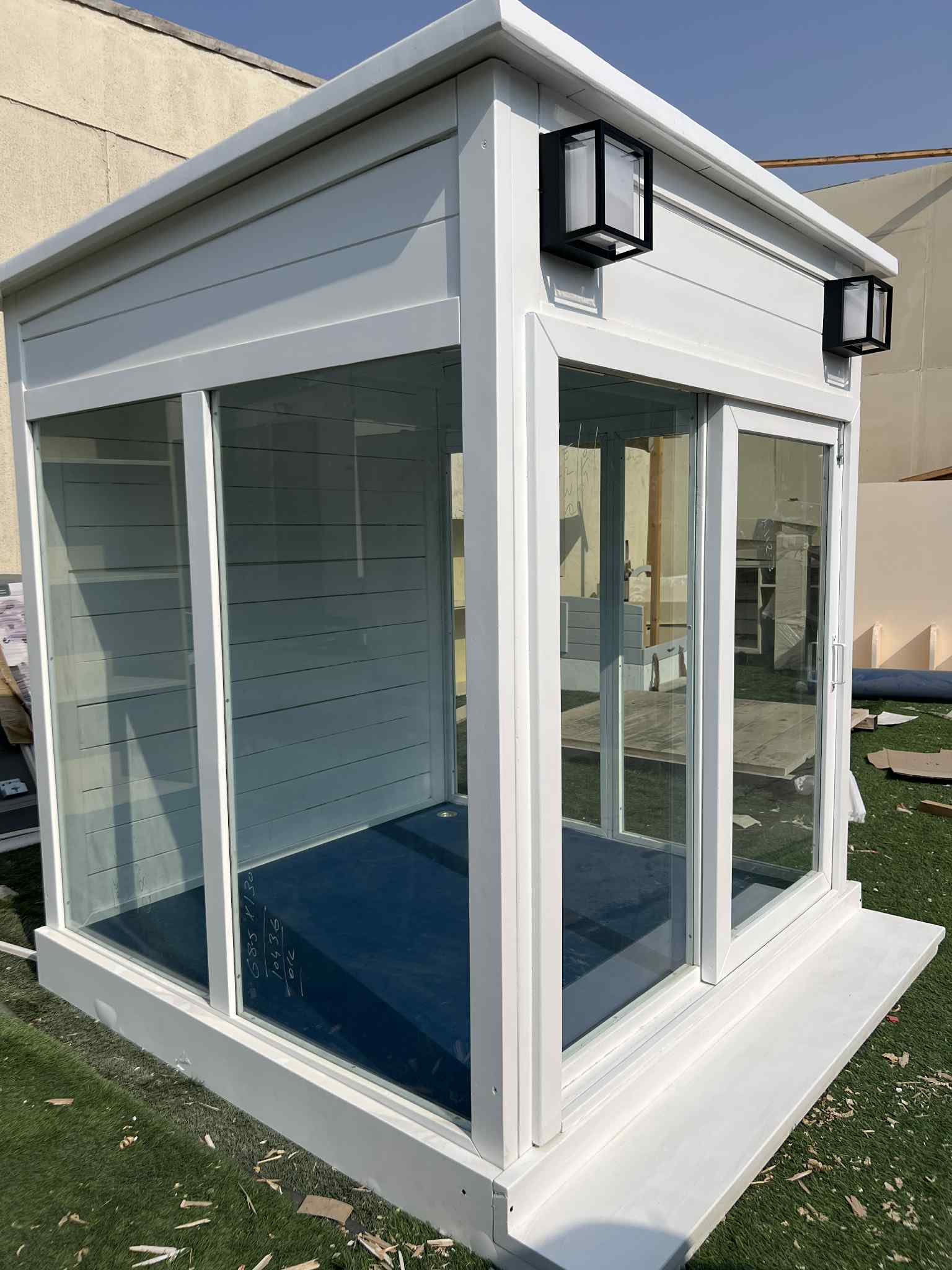 Dog Glass Villa - Image 4